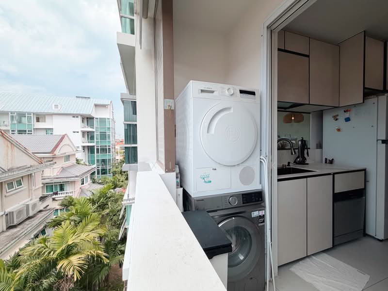 D'Sunrise, 8 Joo Chiat Lane, 2 Bedrooms, 667 sqft, Condominium For Sale, by Alexis Quek, 500209437 - Balcony - PropertyGuru.com.sg