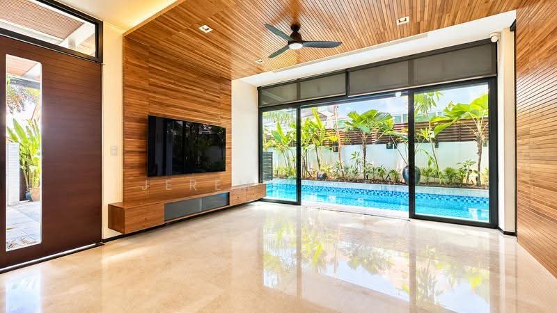 Serangoon Garden Estate, Chartwell, Blanford Drive, Brockhampton, Burghley Drive, Hougang / Punggol / Sengkang, 6 Bedrooms, 4,500 sqft, Semi-Detached House For Rent, by Jeremy Pher, 500209444 - Living Room - PropertyGuru.com.sg