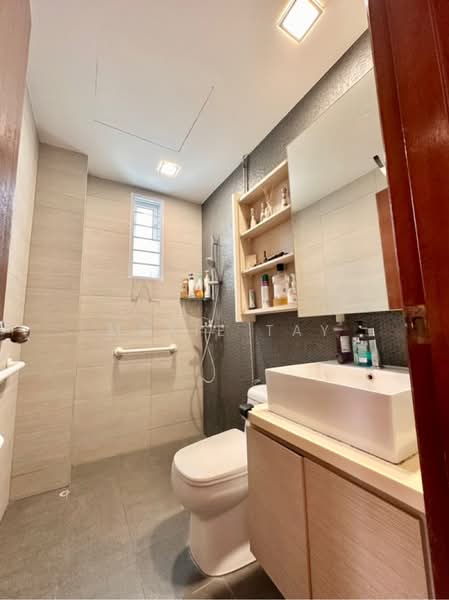 Tembeling Villas, Tembeling Road, 5 Bedrooms, 2,900 sqft, Semi-Detached House For Rent, by Maxie Tay, 500209451 - PropertyGuru.com.sg
