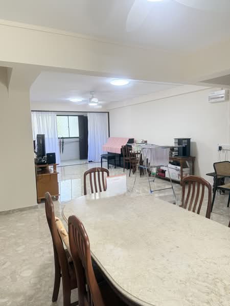 121 Serangoon North Avenue 1, 121 Serangoon North Avenue 1, Room Rental, 150 sqft, HDB Flat For Rent, by Jenny Lum, 500209457 - Living Room - PropertyGuru.com.sg