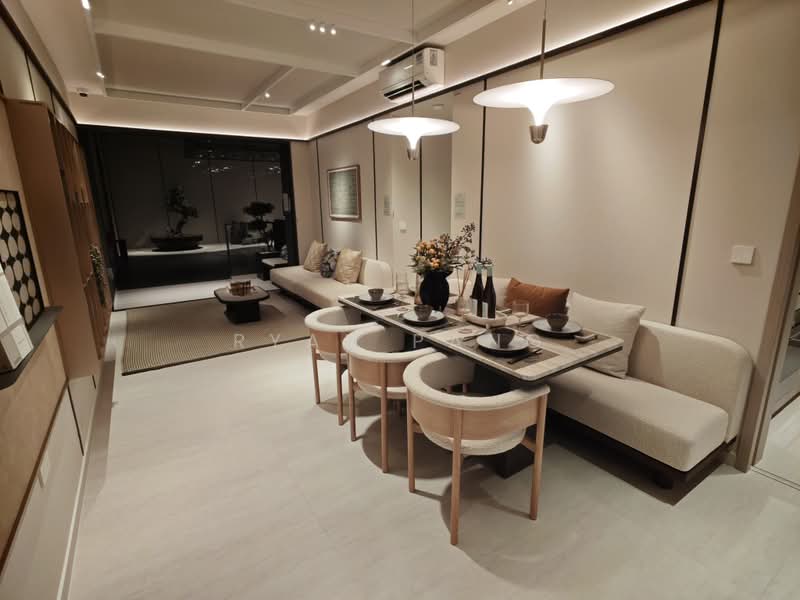 Narra Residences, , 3 Bedrooms, 990 sqft, Condominium For Sale, by Ryan Pang, 500209458 - Living Room - PropertyGuru.com.sg