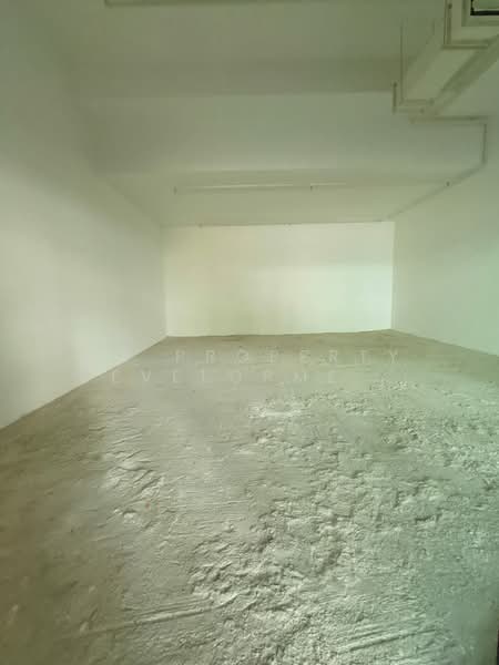 Tai Seng Centre, 3 Irving Road, 775 sqft, Shop / Shophouse For Rent, by Jan, 500209460 - Interior - CommercialGuru.com.sg