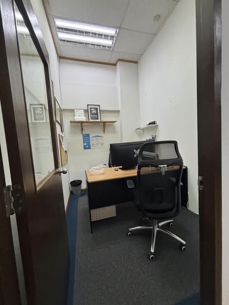 Century Technology Building, 56 Lorong 23 Geylang, 2,500 sqft, Light Industrial (B1) For Rent, by Jasey Lim, 500209463 - Room 3 - CommercialGuru.com.sg