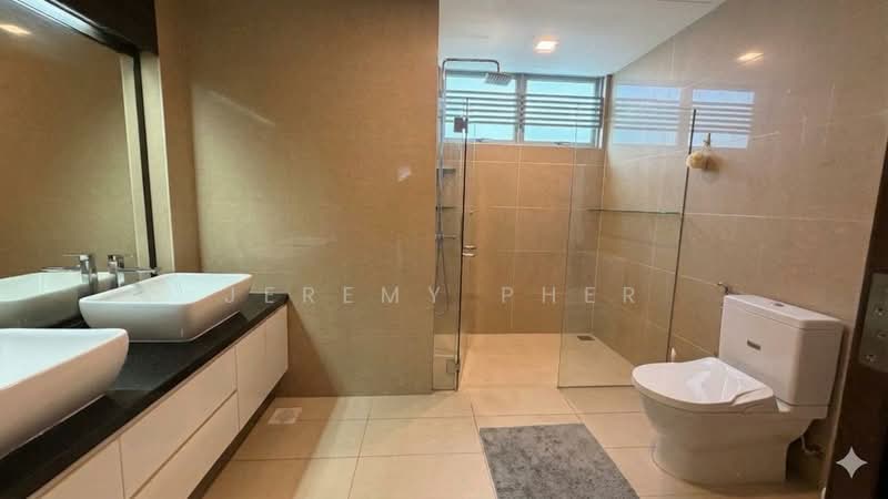 Seleta Hills Estate, Jln Selaseh, Seletar Rd, Yio Chu Kang Rd, Jln Redop, Jln Jarak, 6 Bedrooms, 4,000 sqft, Detached House For Sale, by Jeremy Pher, 500209470 - Bathroom - PropertyGuru.com.sg