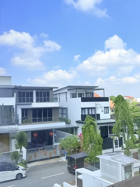 Seletar View, 26 Seletar Hills Drive, 4 Bedrooms, 3,294 sqft, Cluster House For Sale, by Sean Yin, 500209471 - Exterior - PropertyGuru.com.sg