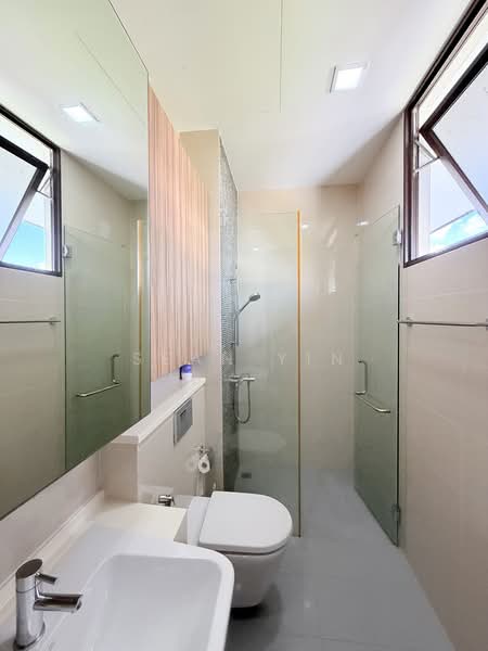 Seletar View, 26 Seletar Hills Drive, 4 Bedrooms, 3,294 sqft, Cluster House For Sale, by Sean Yin, 500209471 - Bathroom - PropertyGuru.com.sg