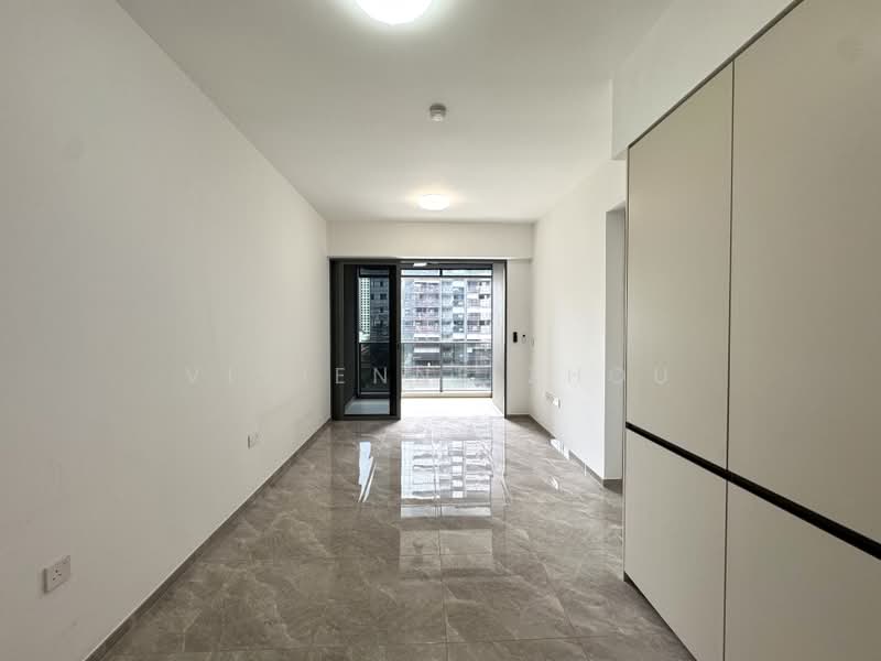 JadeScape, 2 Shunfu Road, 2 Bedrooms, 764 sqft, Condominium For Sale, by Vivienne Zhou, 500209479 - Living & Dinning - PropertyGuru.com.sg