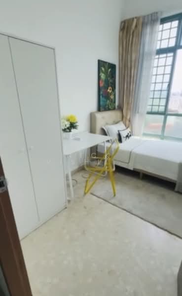 Tanglin Regency, 381 Tanglin Road, 1 Bedroom, 150 sqft, Condominium For Rent, by Nick Vishindas, 500209487 - Bedroom - PropertyGuru.com.sg