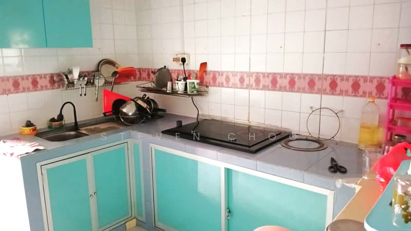 411 Choa Chu Kang Avenue 3, 411 Choa Chu Kang Avenue 3, Room Rental, 130 sqft, HDB Flat For Rent, by Steven Choo, 500209493 - Kitchen - PropertyGuru.com.sg
