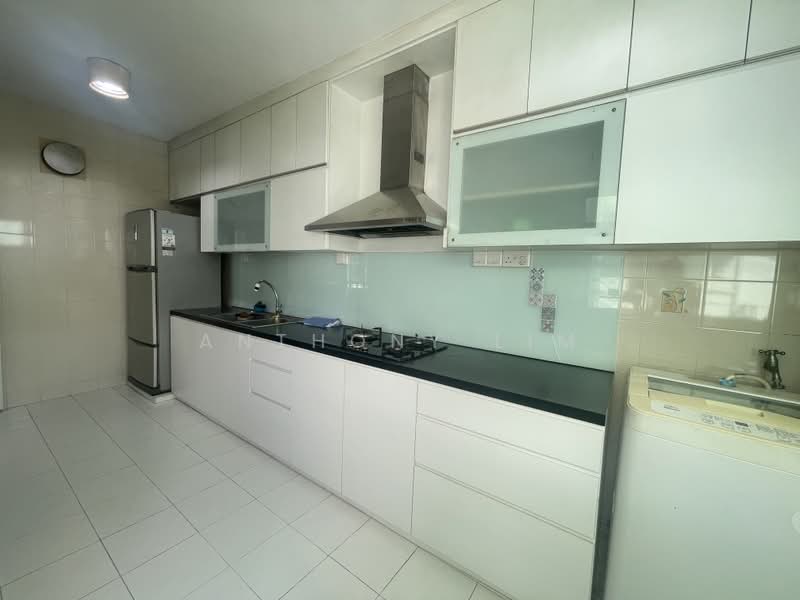 201B Punggol Field, 201B Punggol Field, 4 Bedrooms, 1,184 sqft, HDB Flat For Rent, by Anthony Lim, 500209498 - Kitchen - PropertyGuru.com.sg