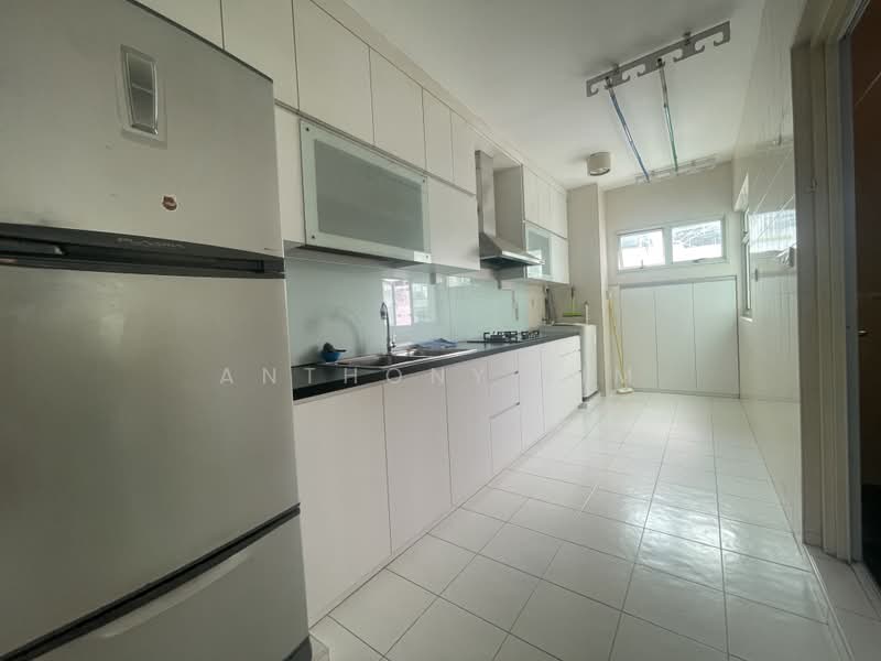 201B Punggol Field, 201B Punggol Field, 4 Bedrooms, 1,184 sqft, HDB Flat For Rent, by Anthony Lim, 500209498 - Kitchen - PropertyGuru.com.sg