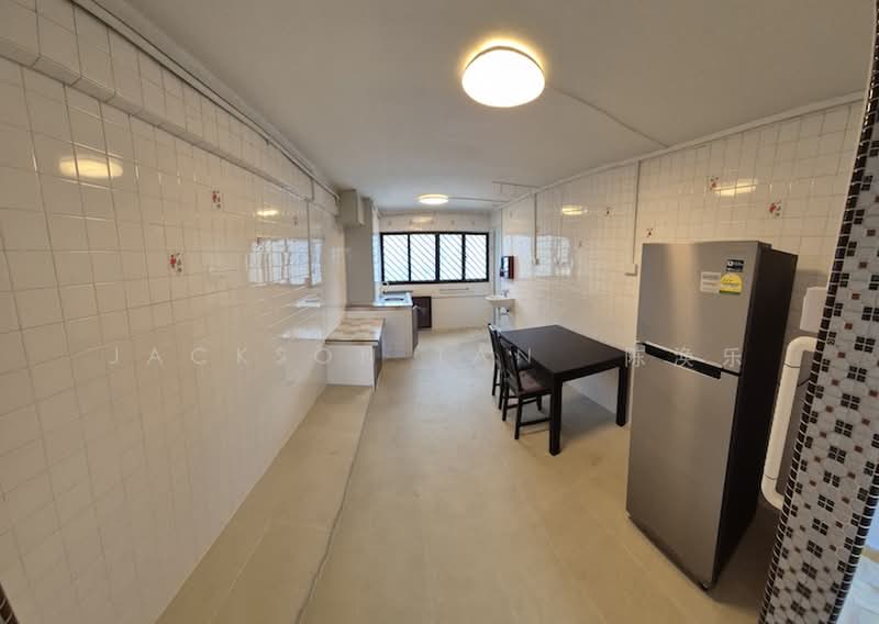 148 Silat Avenue, 148 Silat Avenue, 2 Bedrooms, 721 sqft, HDB Flat For Rent, by Jackson Tan 陈涣乐, 500209509 - Kitchen - PropertyGuru.com.sg