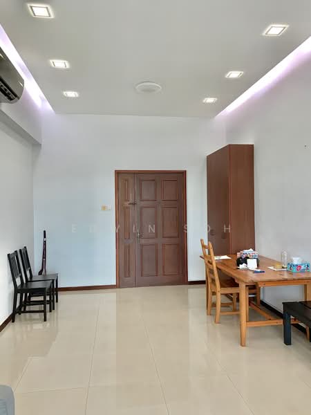 Cavendish Park, 16 Pine Grove, 2 Bedrooms, 958 sqft, Condominium For Sale, by Edwin Soh, 500209513 - Interior - PropertyGuru.com.sg