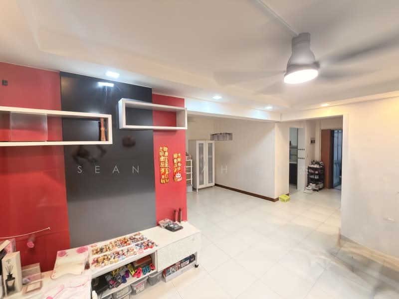 452 Yishun Ring Road, 452 Yishun Ring Road, 3 Bedrooms, 990 sqft, HDB Flat For Sale, by Sean Seah 佘绍杰, 500209524 - Living Room - PropertyGuru.com.sg