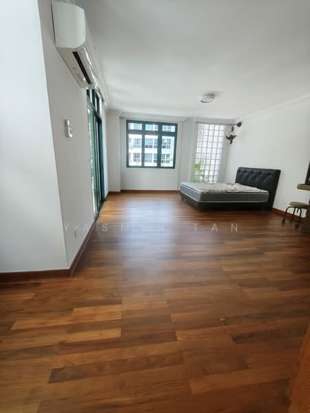 Fernhill Road, Fernhill Road, 6 Bedrooms, 3,200 sqft, Detached House For Rent, by Yasmin Tan, 500209526 - Bedroom - PropertyGuru.com.sg
