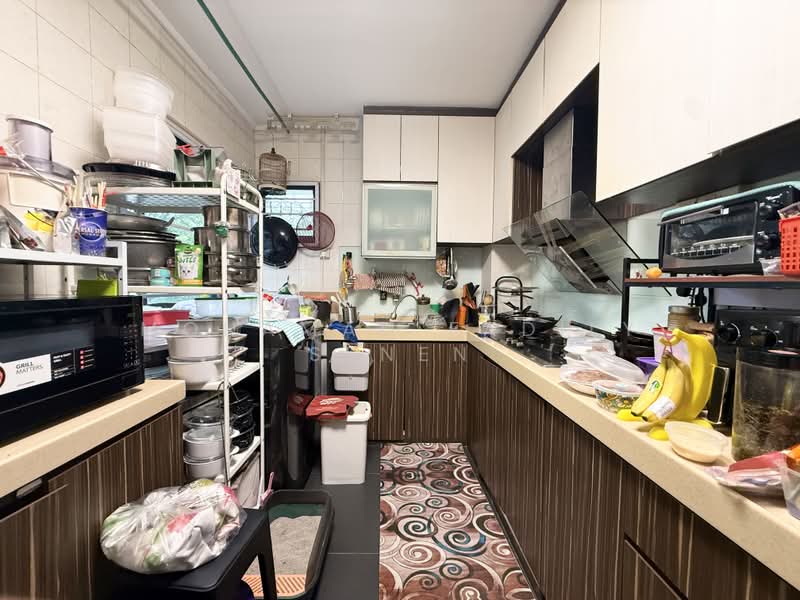 618 Jurong West Street 65, 618 Jurong West Street 65, 3 Bedrooms, 1,184 sqft, HDB Flat For Sale, by Mohamad Fadily Senen, 500209538 - Kitchen - PropertyGuru.com.sg