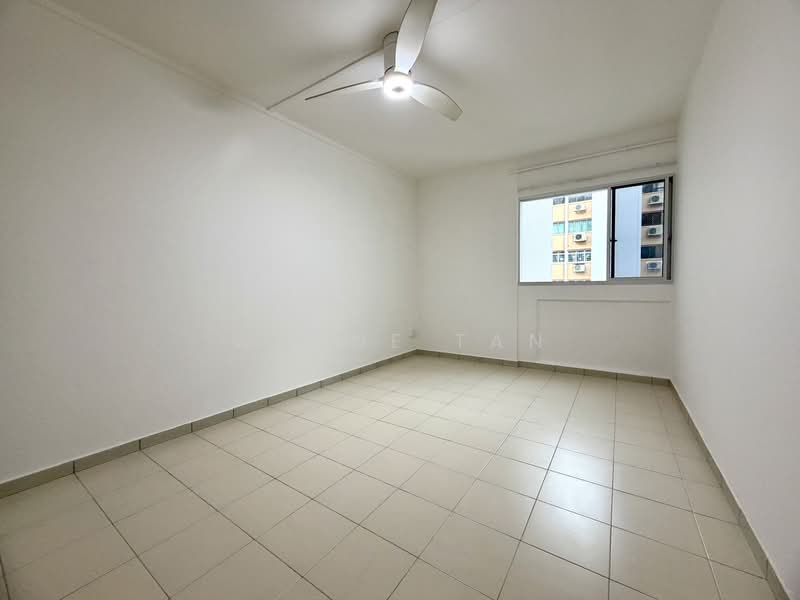 528 Hougang Avenue 6, 528 Hougang Avenue 6, 3 Bedrooms, 1,119 sqft, HDB Flat For Rent, by Wayne Tan, 500209546 - Interior - PropertyGuru.com.sg
