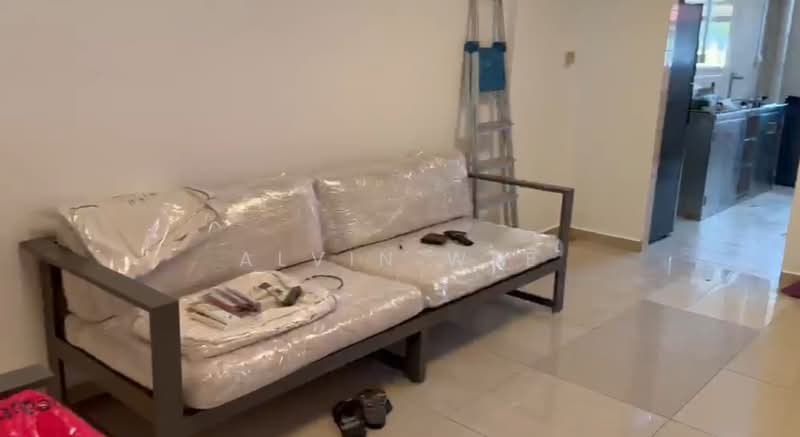 301 Ubi Avenue 1, 301 Ubi Avenue 1, 2 Bedrooms, 700 sqft, HDB Flat For Rent, by Alvin Wee, 500209548 - Living Room - PropertyGuru.com.sg