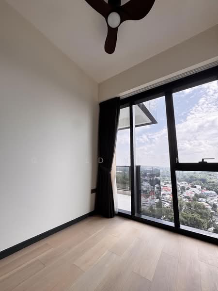 Perfect Ten, 321 Bukit Timah Road, 3 Bedrooms, 1,227 sqft, Condominium For Rent, by Geraldine Gn, 500209554 - View - PropertyGuru.com.sg