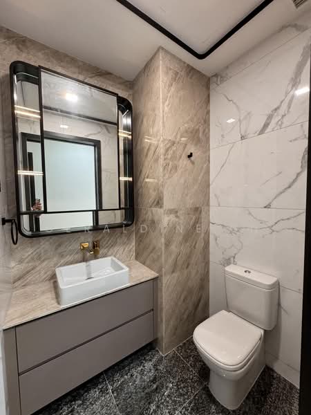Perfect Ten, 321 Bukit Timah Road, 3 Bedrooms, 1,227 sqft, Condominium For Rent, by Geraldine Gn, 500209554 - Bathroom - PropertyGuru.com.sg