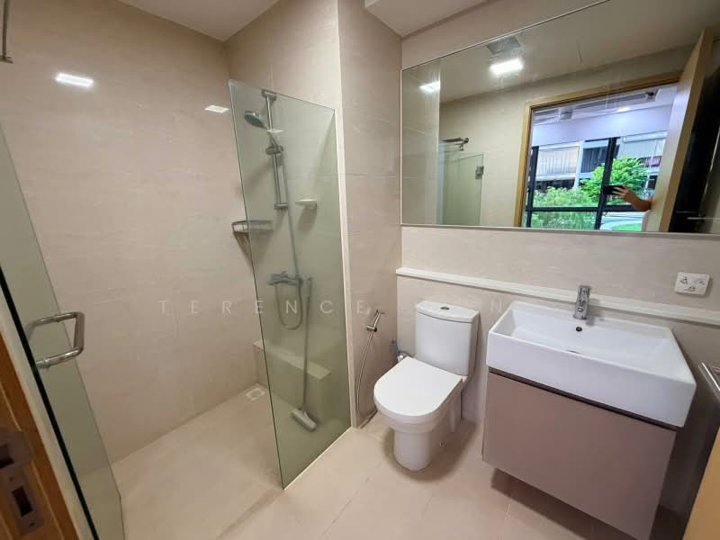 Twin Waterfalls, 108 Punggol Walk, Studio, 323 sqft, Executive Condominium For Rent, by Terence Wong, 500209562 - Bathroom - PropertyGuru.com.sg