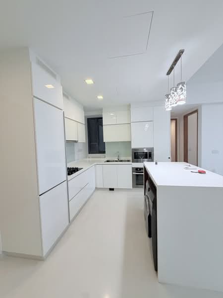 Soleil @ Sinaran, 2 Sinaran Drive, 2 Bedrooms, 958 sqft, Condominium For Rent, by Anthea Yeo 杨丽娇, 500209563 - Kitchen - PropertyGuru.com.sg