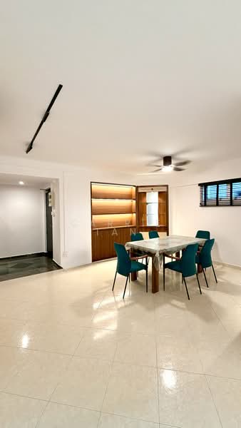 647 Pasir Ris Drive 10, 647 Pasir Ris Drive 10, 3 Bedrooms, 1,560 sqft, HDB Flat For Rent, by Carrie Tan, 500209566 - Dining Room - PropertyGuru.com.sg