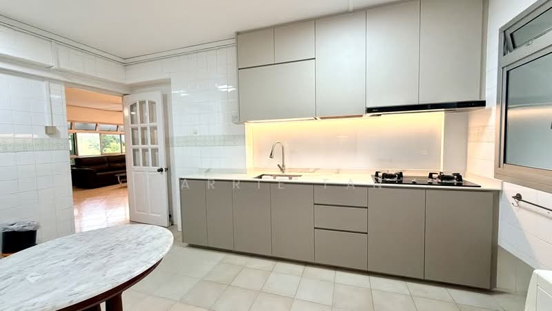 647 Pasir Ris Drive 10, 647 Pasir Ris Drive 10, 3 Bedrooms, 1,560 sqft, HDB Flat For Rent, by Carrie Tan, 500209566 - Kitchen - PropertyGuru.com.sg