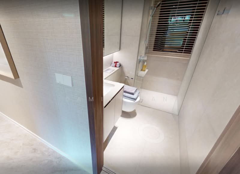Dunearn House, 764 Dunearn Road, 3 Bedrooms, 872 sqft, Condominium For Sale, by Damien Tan, 500209567 - Bathroom - PropertyGuru.com.sg