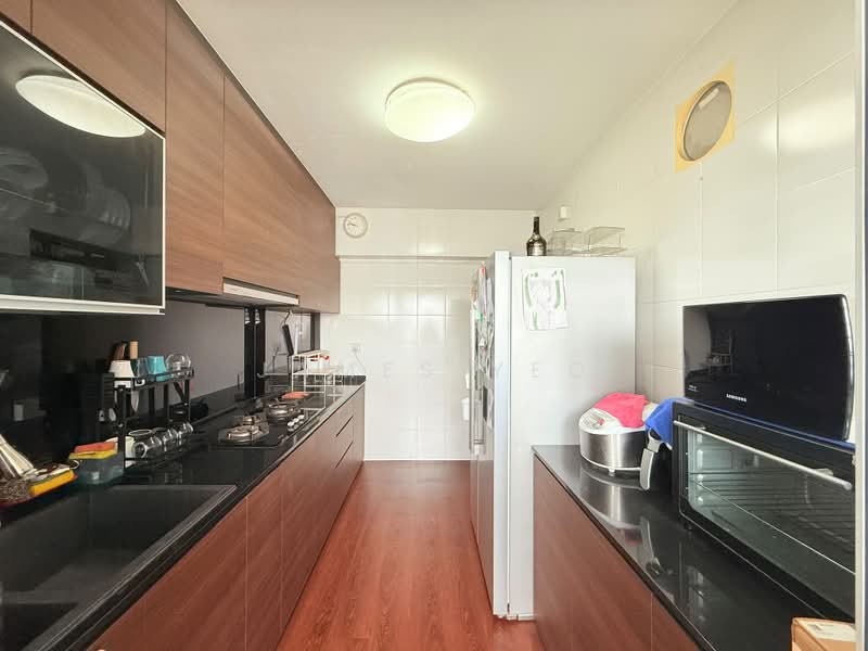 326A Anchorvale Road, 326A Anchorvale Road, 3 Bedrooms, 990 sqft, HDB Flat For Sale, by James Yeo, 500209569 - Kitchen - PropertyGuru.com.sg