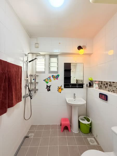 326A Anchorvale Road, 326A Anchorvale Road, 3 Bedrooms, 990 sqft, HDB Flat For Sale, by James Yeo, 500209569 - Bathroom - PropertyGuru.com.sg