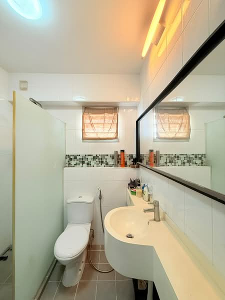 326A Anchorvale Road, 326A Anchorvale Road, 3 Bedrooms, 990 sqft, HDB Flat For Sale, by James Yeo, 500209569 - Bathroom - PropertyGuru.com.sg
