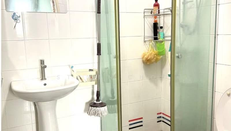 213B Punggol Walk, 213B Punggol Walk, Room Rental, 120 sqft, HDB Flat For Rent, by Steven Choo, 500209570 - Bathroom - PropertyGuru.com.sg