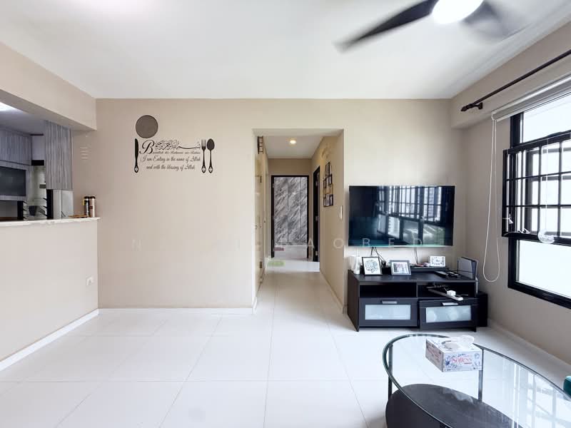471C Fernvale Street, 471C Fernvale Street, 2 Bedrooms, 731 sqft, HDB Flat For Sale, by Nazri Baobed, 500209583 - Living Room - PropertyGuru.com.sg