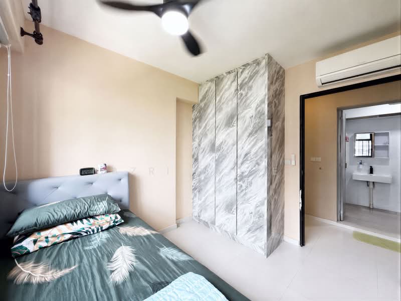 471C Fernvale Street, 471C Fernvale Street, 2 Bedrooms, 731 sqft, HDB Flat For Sale, by Nazri Baobed, 500209583 - Bedroom - PropertyGuru.com.sg