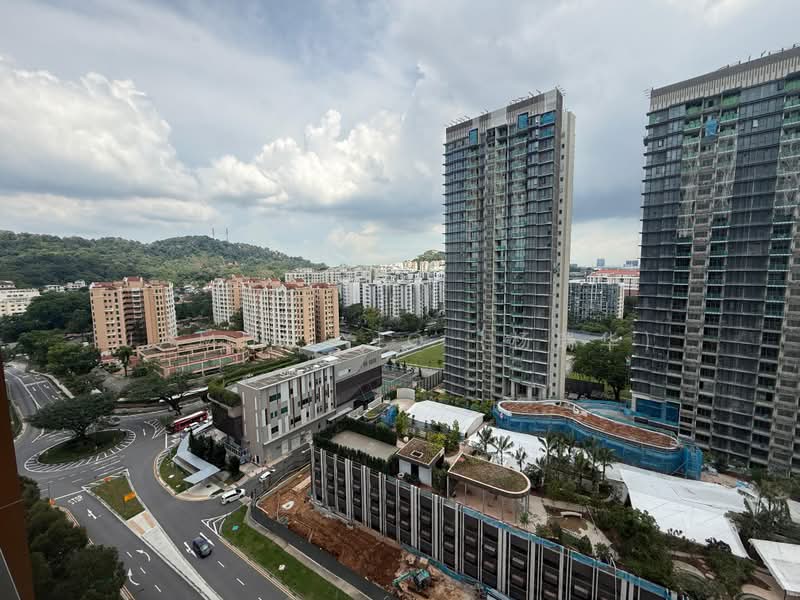 Midwood, 8 Hillview Rise, 3 Bedrooms, 904 sqft, Condominium For Sale, by James Yio (杨瑞华), 500209587 - Exterior - PropertyGuru.com.sg