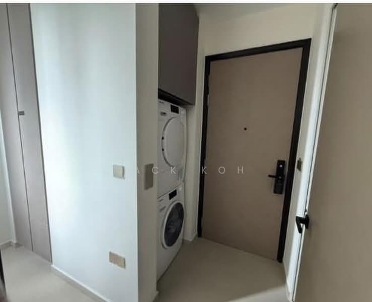 Perfect Ten, 323 Bukit Timah Road, 3 Bedrooms, 1,227 sqft, Condominium For Sale, by Jack Koh, 500209590 - Entrance - PropertyGuru.com.sg