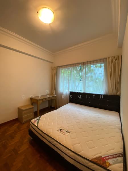 Royal Palm Mansions, 330 Pasir Panjang Road, 3 Bedrooms, 1,238 sqft, Condominium For Rent, by Gilad Coppersmith, 500209591 - Bedroom - PropertyGuru.com.sg