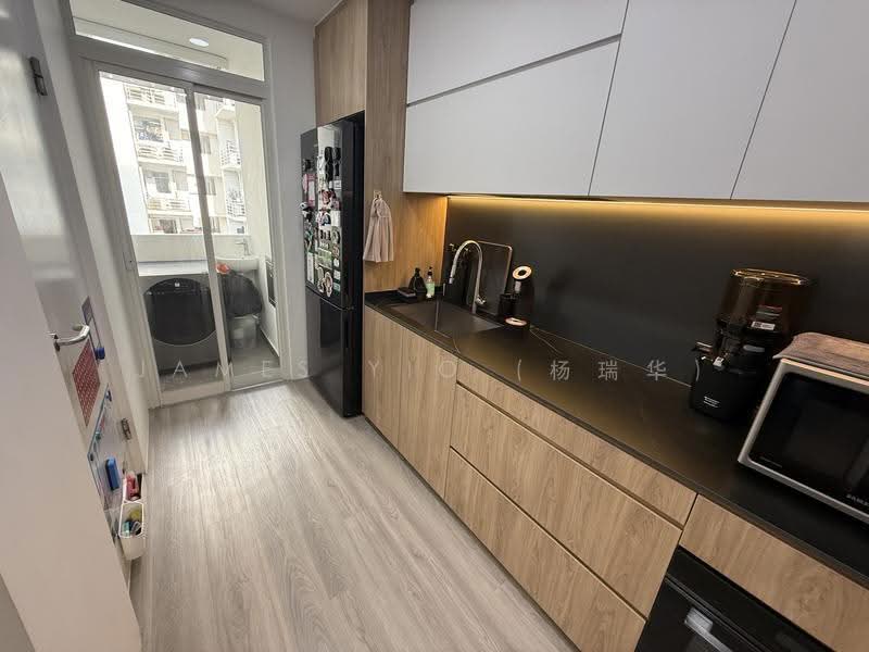The Canopy, 85 Yishun Avenue 11, Sembawang / Yishun, 3 Bedrooms, 1,023 sqft, Executive Condominium For Sale, by James Yio (杨瑞华), 500209612 - Kitchen - PropertyGuru.com.sg