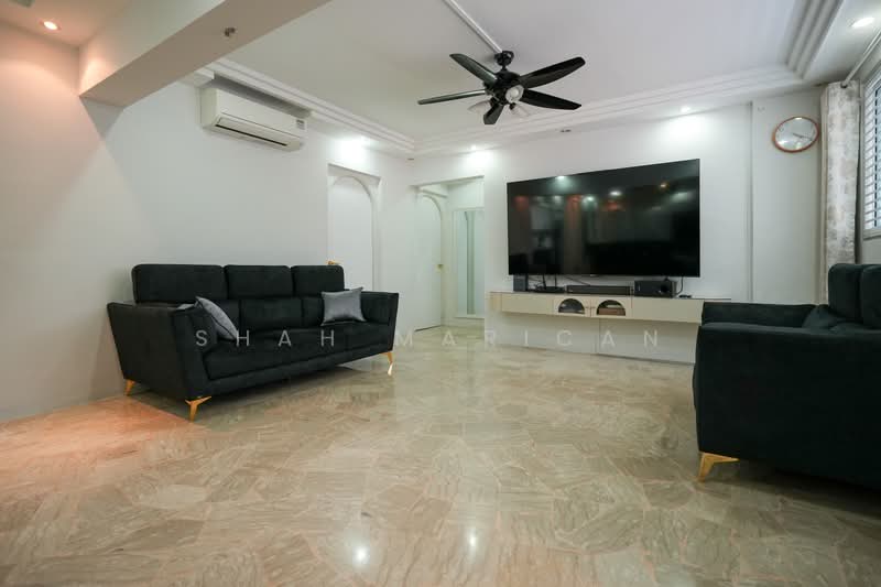 441 Fajar Road, 441 Fajar Road, 3 Bedrooms, 1,119 sqft, HDB Flat For Sale, by Shah Marican, 500209620 - Living Room - PropertyGuru.com.sg