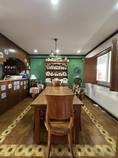 221 Hougang Street 21, 221 Hougang Street 21, 3 Bedrooms, 1,593 sqft, HDB Flat For Sale, by Raphael Seah YX, 500209625 - Dining Room - PropertyGuru.com.sg