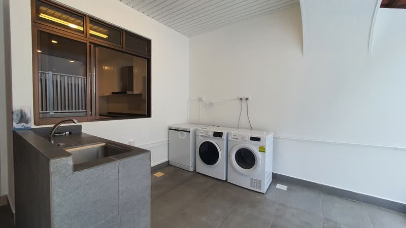 Springleaf Garden, Springleaf Road, 4 Bedrooms, 3,800 sqft, Semi-Detached House For Rent, by Chloe Lim, 500209637 - Back yard - PropertyGuru.com.sg