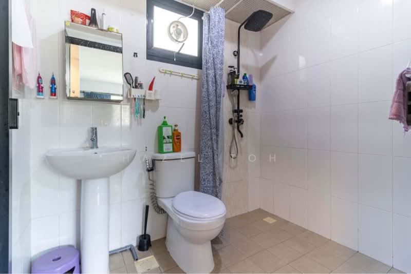 508B Yishun Avenue 4, 508B Yishun Avenue 4, 3 Bedrooms, 1,001 sqft, HDB Flat For Sale, by Hazel Toh, 500209641 - Bathroom - PropertyGuru.com.sg