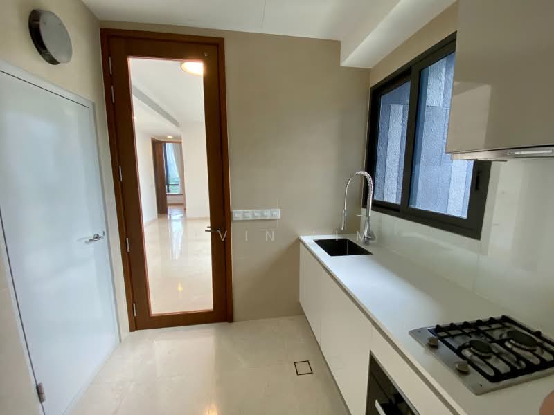 One Balmoral, 1 Balmoral Road, Tanglin / Holland / Bukit Timah, 2 Bedrooms, 969 sqft, Condominium For Sale, by Kevin Lim, 500209644 - Kitchen - PropertyGuru.com.sg