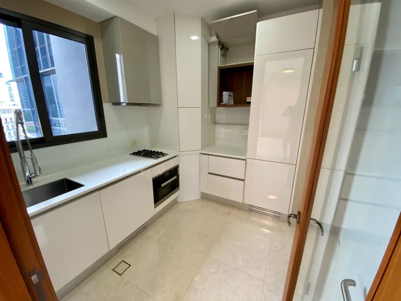 One Balmoral, 1 Balmoral Road, Tanglin / Holland / Bukit Timah, 2 Bedrooms, 969 sqft, Condominium For Sale, by Kevin Lim, 500209644 - Kitchen - PropertyGuru.com.sg