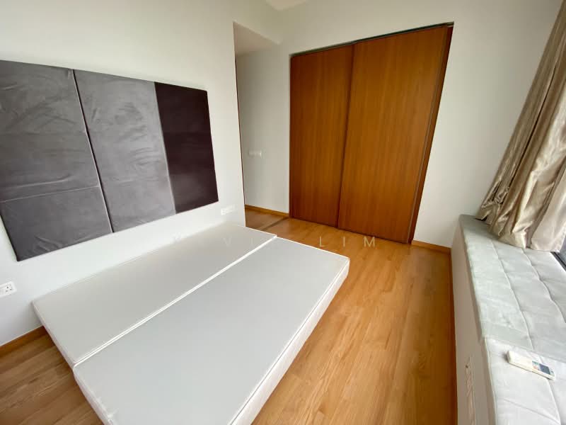 One Balmoral, 1 Balmoral Road, Tanglin / Holland / Bukit Timah, 2 Bedrooms, 969 sqft, Condominium For Sale, by Kevin Lim, 500209644 - Bedroom - PropertyGuru.com.sg