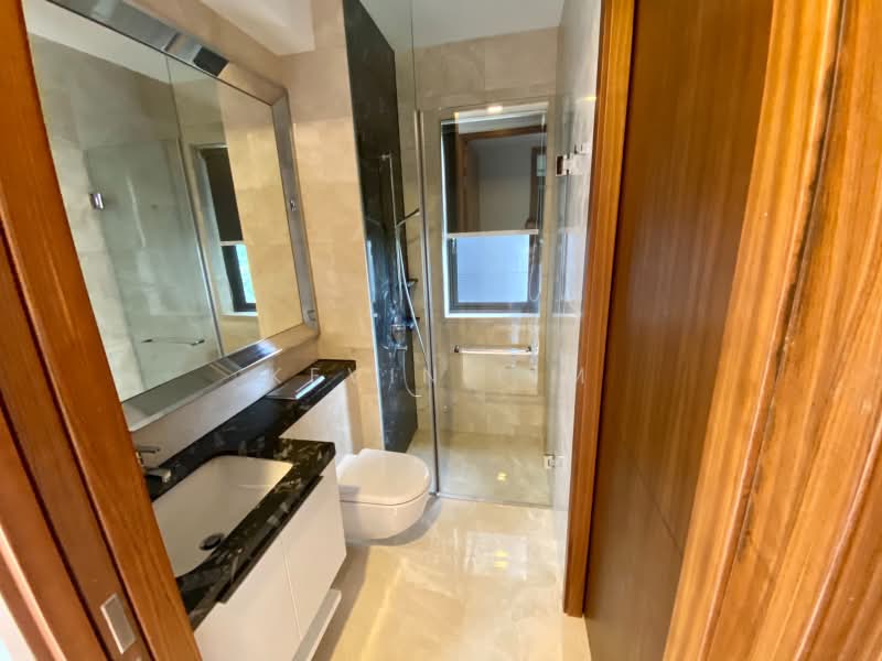 One Balmoral, 1 Balmoral Road, Tanglin / Holland / Bukit Timah, 2 Bedrooms, 969 sqft, Condominium For Sale, by Kevin Lim, 500209644 - PropertyGuru.com.sg