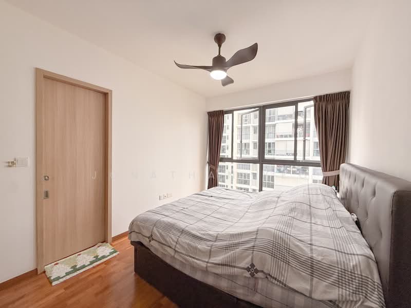 Twin Fountains, 19A Woodlands Avenue 6, 3 Bedrooms, 1,195 sqft, Executive Condominium For Sale, by Jonathan Yeo, 500209653 - Bedroom - PropertyGuru.com.sg