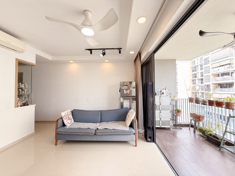 Twin Fountains, 19A Woodlands Avenue 6, 3 Bedrooms, 1,195 sqft, Executive Condominium For Sale, by Jonathan Yeo, 500209653 - Living Room - PropertyGuru.com.sg