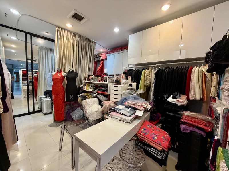 Far East Shopping Centre, 545 Orchard Road, 280 sqft, Other Retail For Rent, by Shirley Ho 何美妮, 500209657 - Interior - CommercialGuru.com.sg